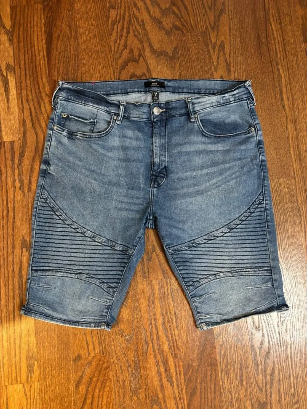 True Religion Rocco Relaxed Skinny Moto Denim Shorts Men's Size 38 Blue Stretch